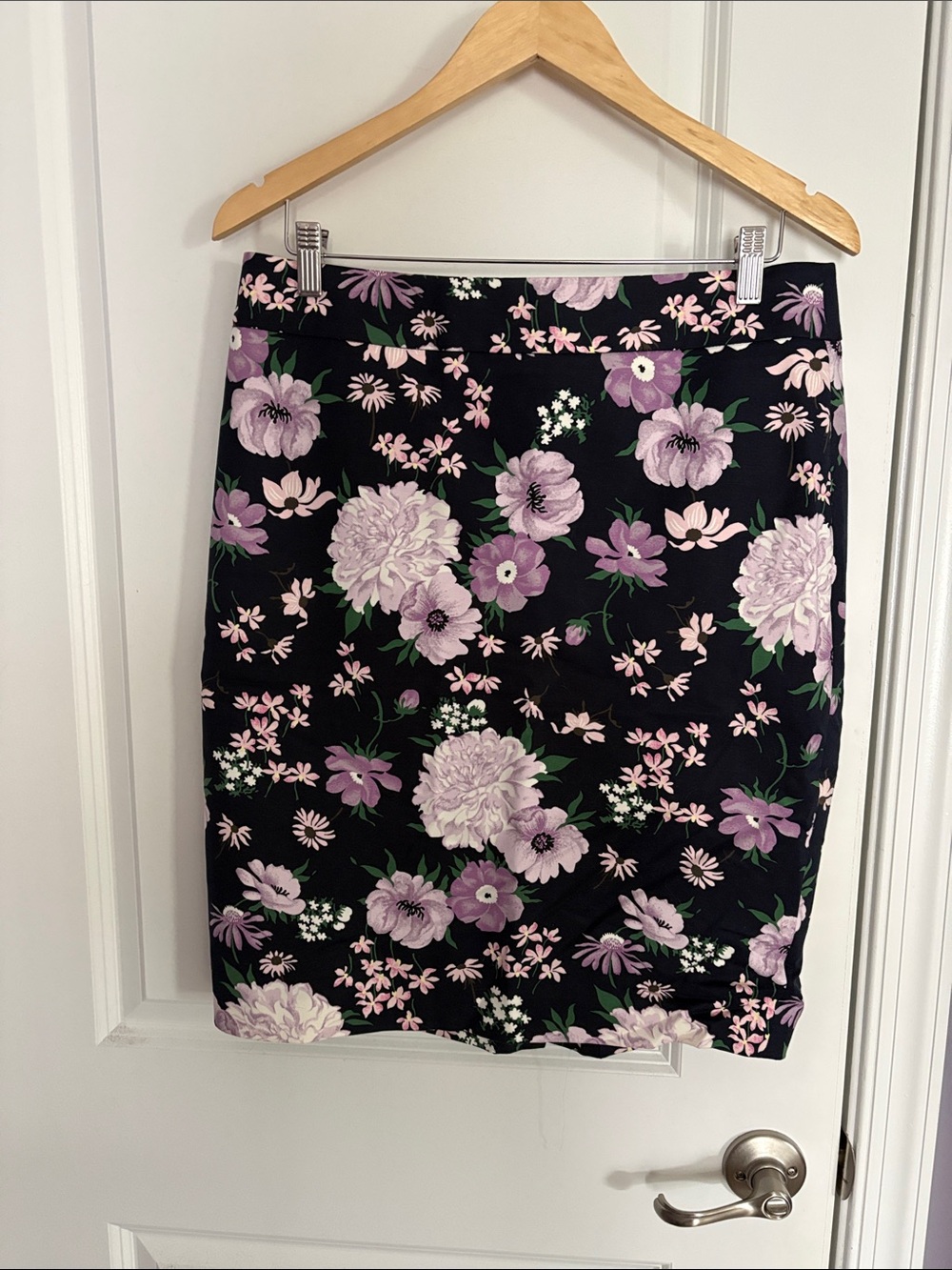 Ann Taylor Factory Black Pencil Skirt with Lavender Floral Print